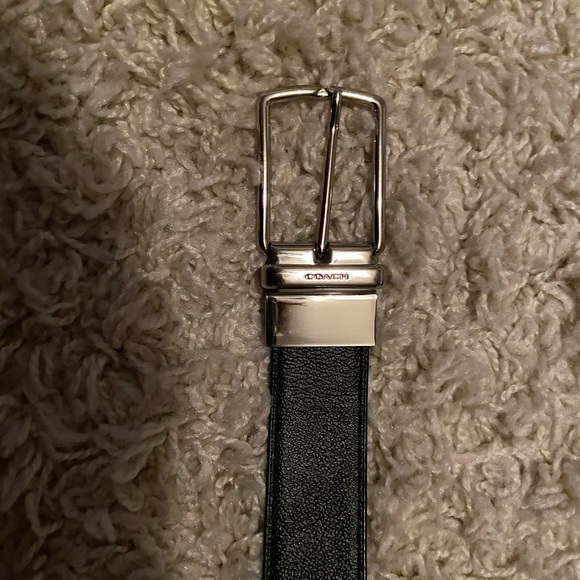 Men’s reversible Coach belt 34 inch - Picture 3 of 4